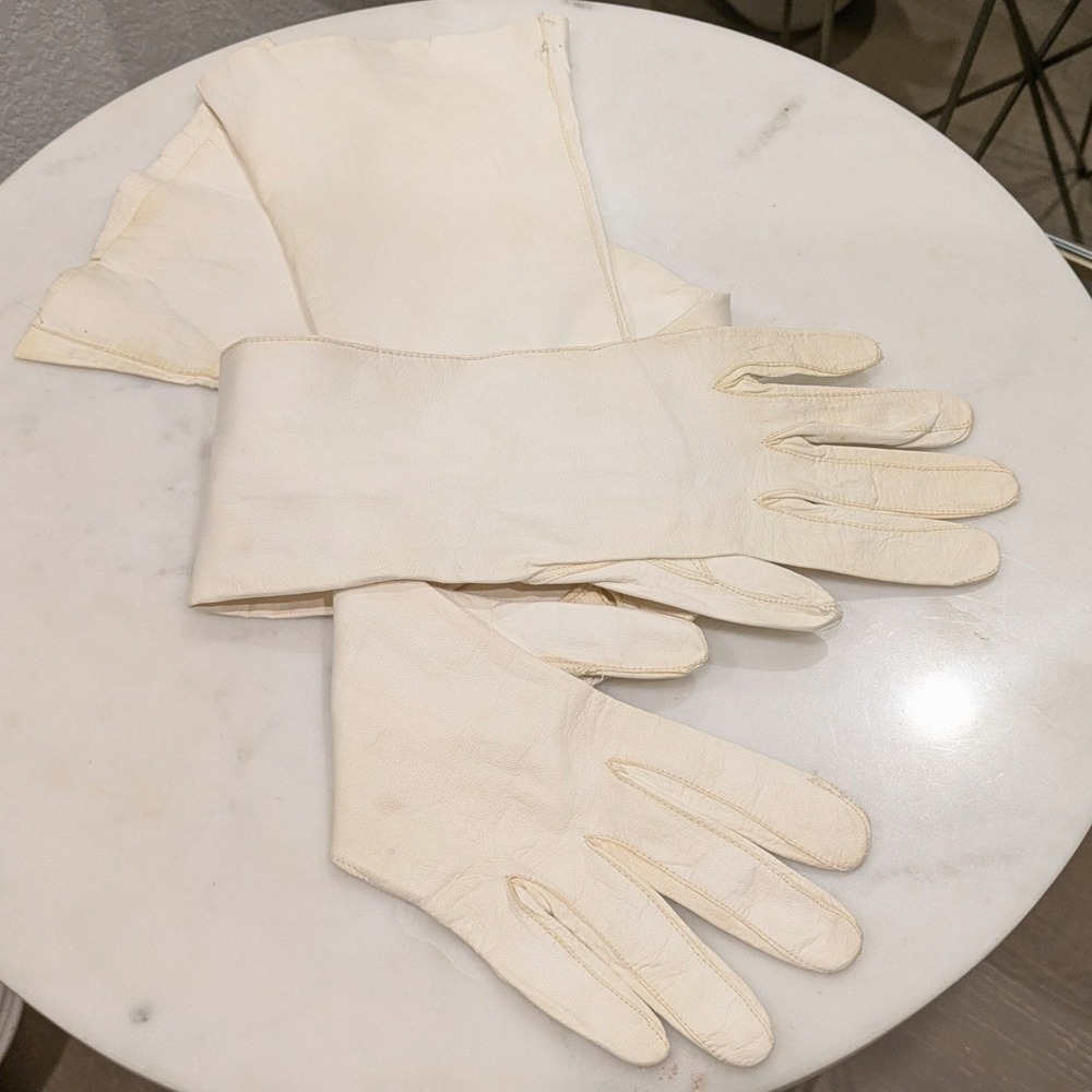 Vintage Leather Opera Gloves Made in Italy Women 7 White Pearl Button Formal - Picture 4 of 10
